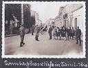 1943: Vee in de straten van Saint-Vivien