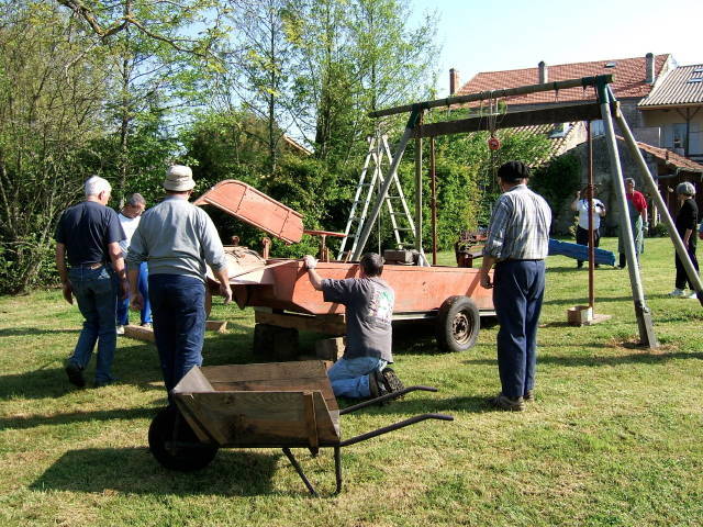 Réparation d’une faucardeuse — photographie 2